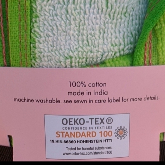 Kate Spade Oversized Luxurious Beach Towel - Picture 6 of 7